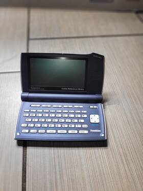 Dmq-2110 Franklin Britannica Encyclopedia Dictionary Crossword Solver Used