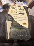 Franklin Electronic Holy Bible Nkj & NIV-450 New Sealed. Fixed Price $125.00.