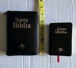 Santa Biblia Version Reina Valera 1960 (2) Compacta Small Spanish Bibles. Fixed Price $36.00.